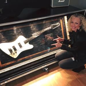 Meet your Posher, Monica